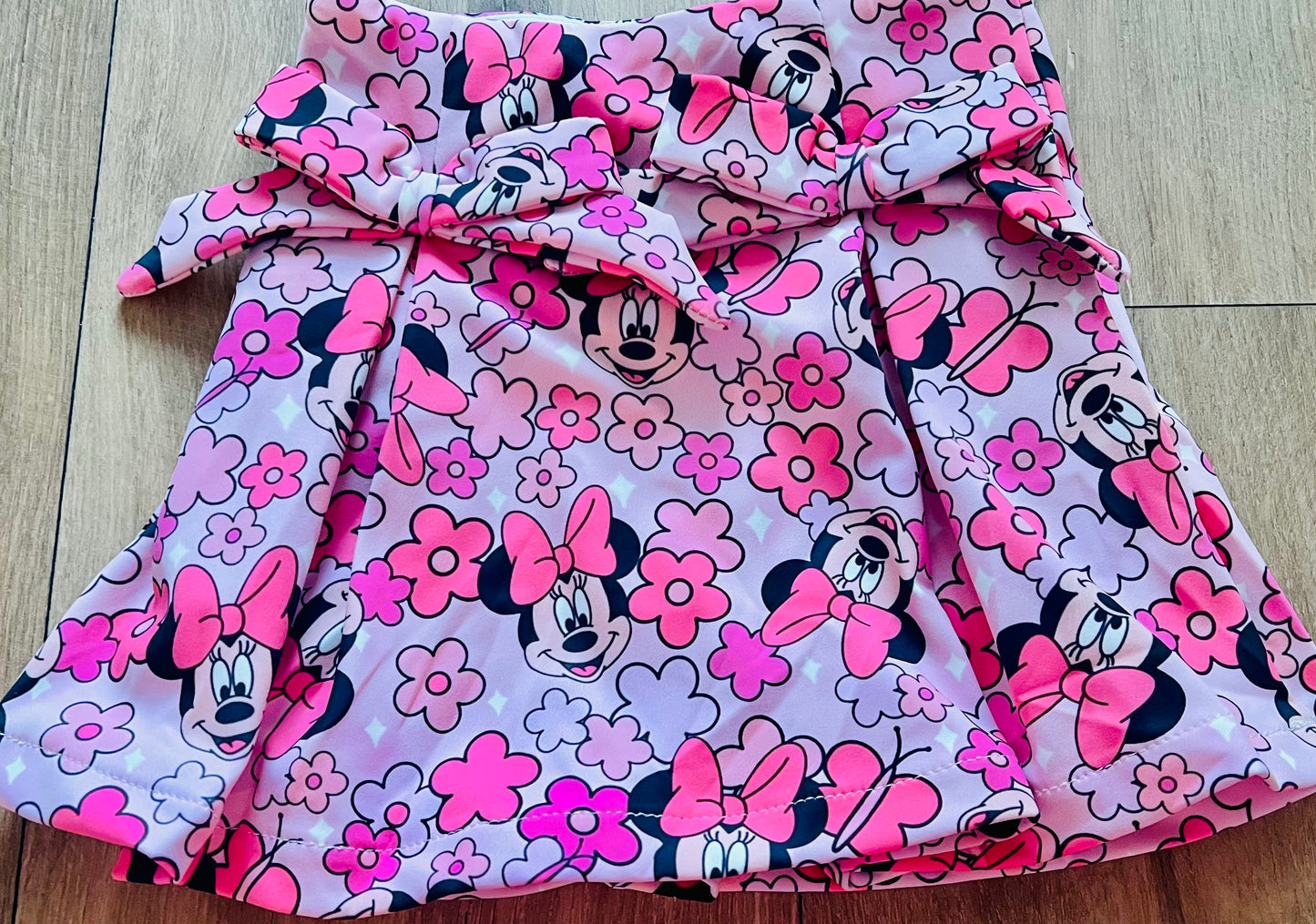 Pink bow skort