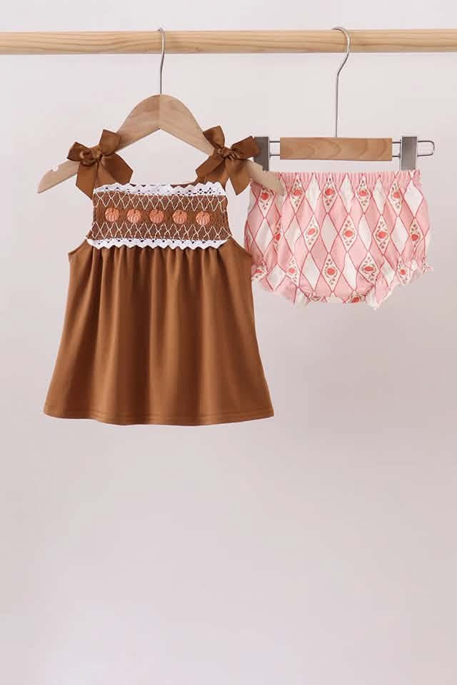 Rust fall bloomers