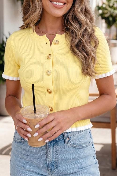 Ribbed yellow cardigan eta august