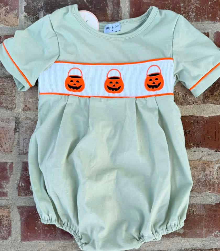 Halloween bucket bubble