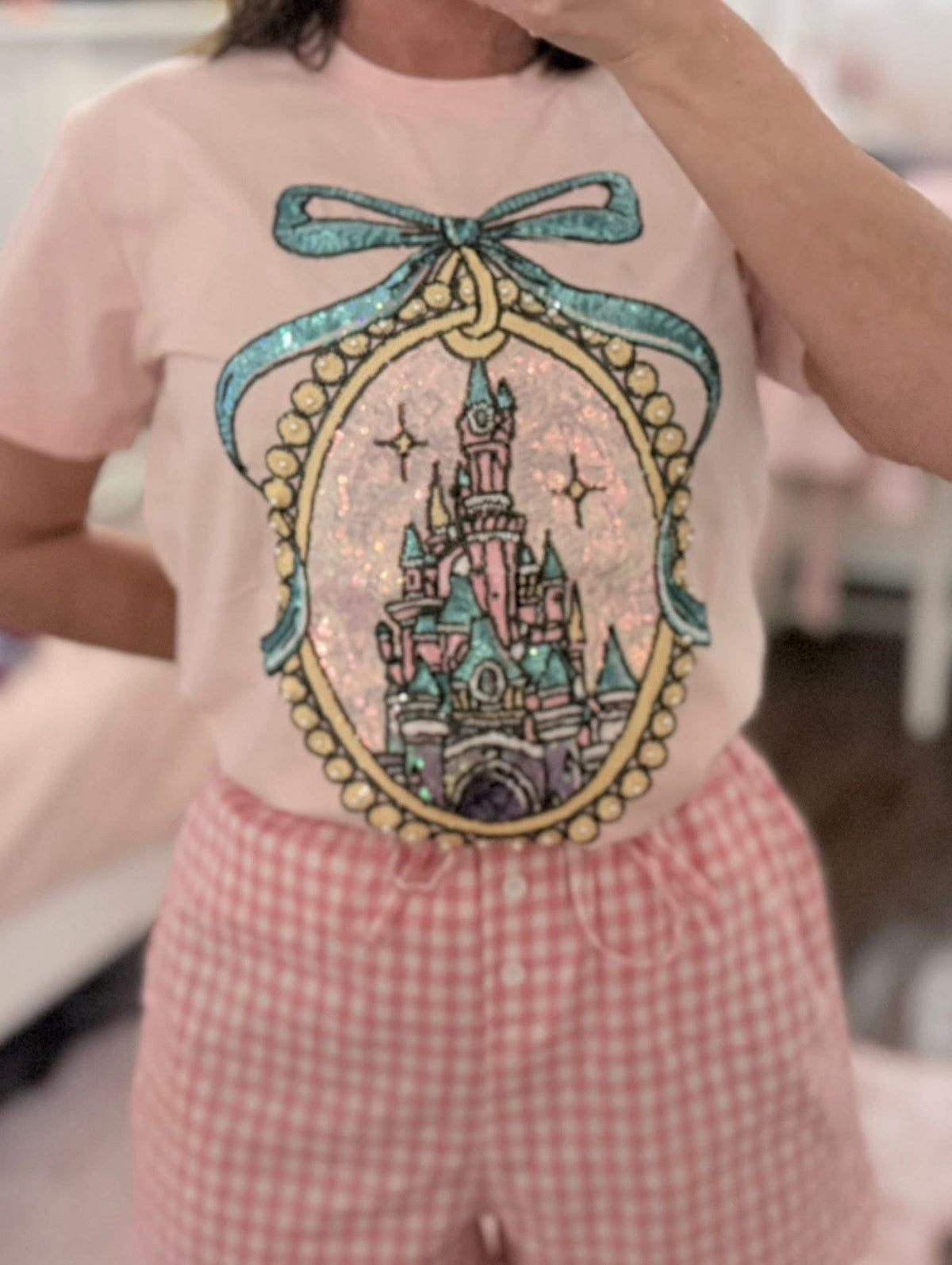 Castle tee